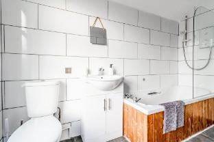 Barnwell by Holmesdale Homes Vacation rental in Kettering