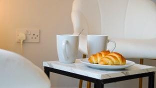 Free Parking | Pool Table | Beckenham Station Vacation rental in Beckenham