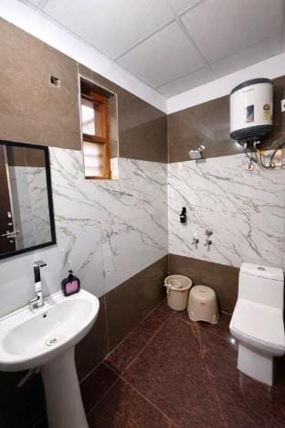 Private 1 Bedroom Stay for Couples & Solo Traveler Vacation rental in Noida