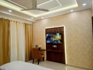 Welcome in beatitful and luxurious 1bhk appartment Vacation rental in Dehradun