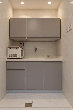 Two rooms, a living room, and a kitchen Vacation rental in Medina
