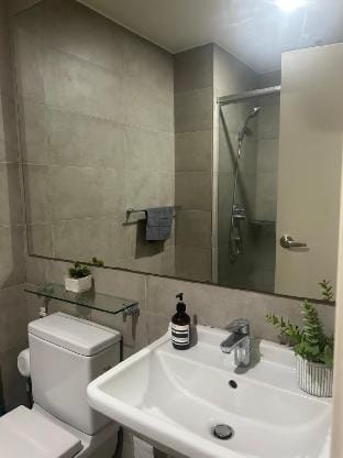Maison Lumière — near Rockwell Makati, FREE pool Vacation rental in Mandaluyong