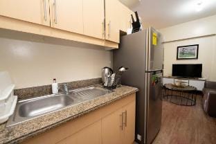2BR Cloud 512 with One Parking Slot Vacation rental in Baguio