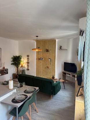 Cozy & air-conditioned - apartment Patte d'Oie Vacation rental in Carcassonne