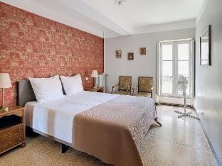 Carcasses – Apartment with Cathedral View 5 Pers Vacation rental in Carcassonne