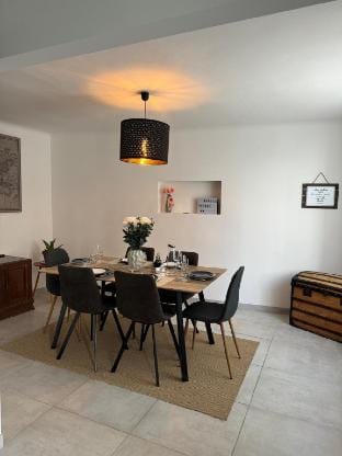 Beautiful house overlooking ST Etienne church Vacation rental in Carcassonne