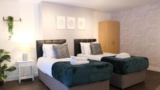 Bright 2-Bed Flat – Comfortable Bedford Stay Vacation rental in Bedford