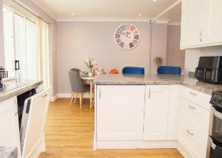Bright 3-Bed House – Garden & Parking Included Vacation rental in Ipswich