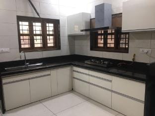 Centrally located 3BHK, independent house. Vacation rental in Vadodara