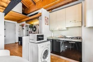 Majella Apt - Terrazza - Centro - WIFI Vacation rental in Milan