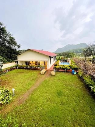 Mount N Mist 5BHK - Private Pool and Lawn Vacation rental in Maharashtra