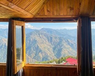 Stargazing Duplex | Peaceful Nature Retreat, Theog Vacation rental in Himachal Pradesh