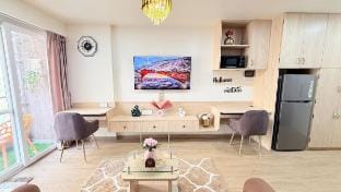 Airport Aroma Near Pune Airport Symbiosis College Vacation rental in Pune