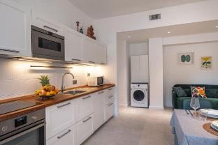 Vivi Milano- B. Suite with5  bedrooms and terrace Vacation rental in Milan