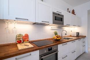 Vivi Milano- B. Suite with5  bedrooms and terrace Vacation rental in Milan