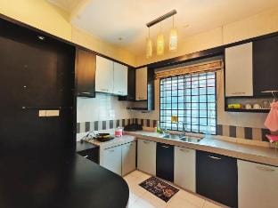 IPOH botani 4br12pax pets friendly muji luxe Vacation rental in Ipoh