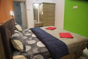 Calm stay 2 Rooms In Aligarh Vacation rental in Uttar Pradesh