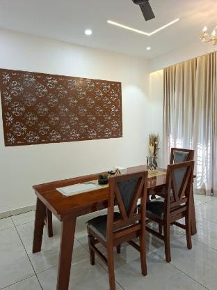 2 BHK suite in a villa * Perfect for 4 guests* Vacation rental in Mangaluru