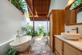Villa Apuh Rose Vacation rental in Sukawati