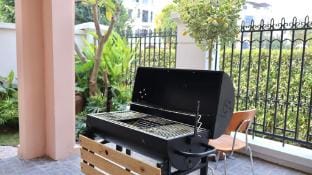 Tropical Garden Villa • 5BR • Huge Yard • BBQ Vacation rental in Vietnam