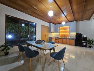 Alina Villa 6 bedrooms with private pool Vacation rental in Parongpong