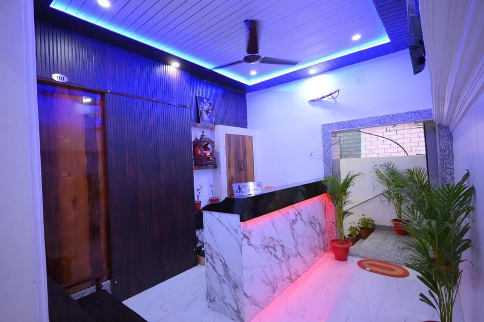 Shree Shivay Stay Home Hotel in Varanasi