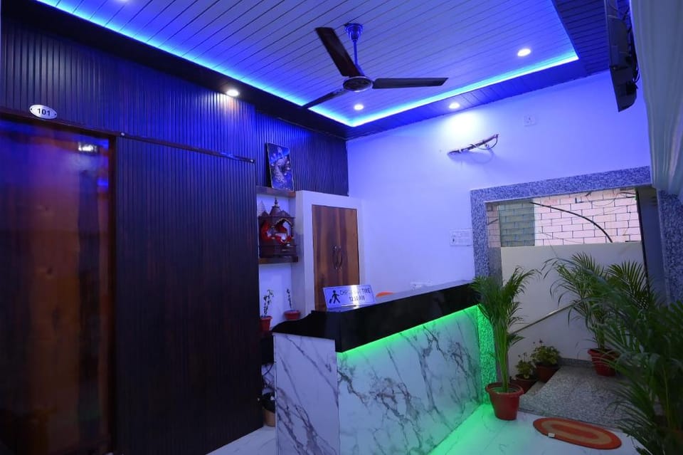 Shree Shivay Stay Home Hotel in Varanasi