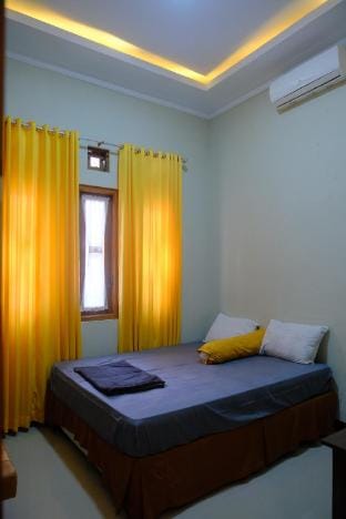 Homestay Omah Sedayu Vacation rental in Special Region of Yogyakarta