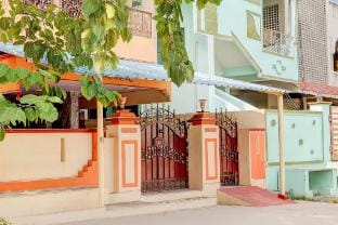 Super Hotel O Buckingham Canal Vijayawada Hotel in Vijayawada