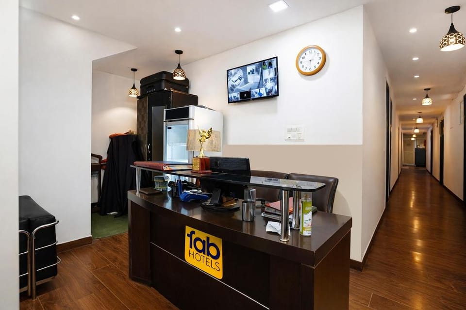 Via Anand Mukesh Residency Hotel in New Delhi