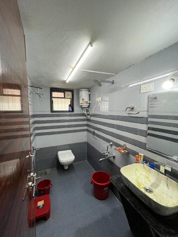 Bison Farm Stay Hotel in Karnataka