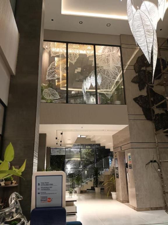 New Naresh Sweets Restaurant and Hotel Raibareilly Hotel in Uttar Pradesh