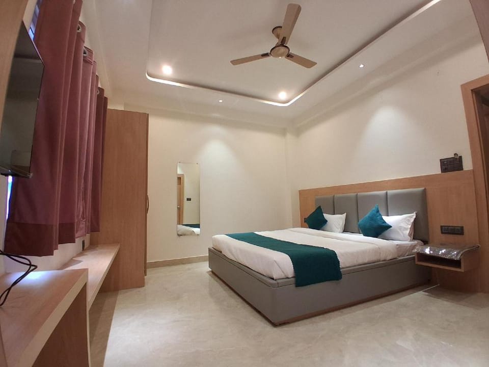 Rudrakash "The Grey Castle" Hotel in Varanasi