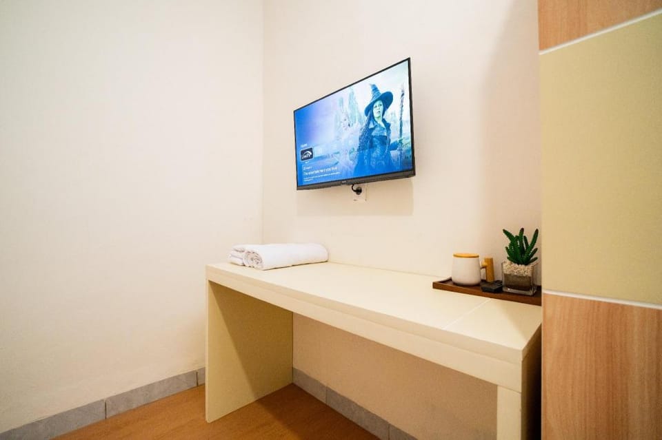 Behomy Urban Point Karawang Hotel in West Java