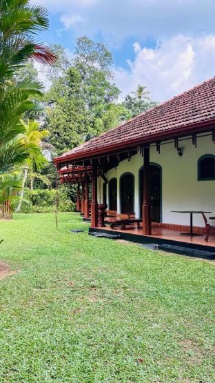 Nick Villa - Bentota Villa in Western Province