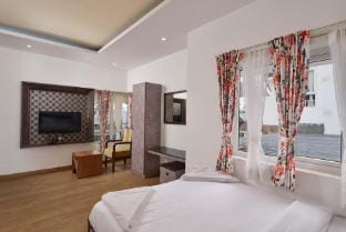 StayVista at 3 Rooms @ Villa Hugel Villa in Tamil Nadu
