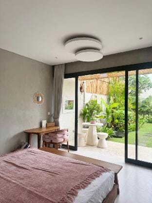 4BR Villa near Canggu & Seminyak - Villa Vida Nova Villa in North Kuta