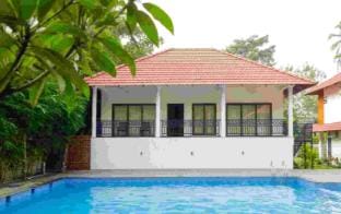 River Whisper Villa Villa in Kochi
