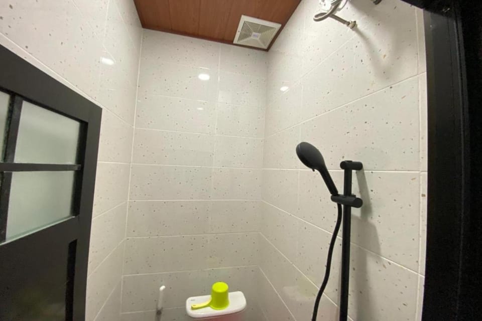 OYO 95130 Poerto Lemon Guest House Hotel in Special Region of Yogyakarta