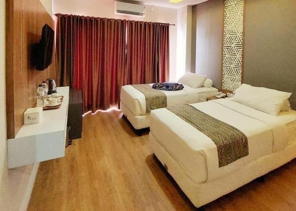 Grand Bunda Hotel Syariah Bukittinggi Powered By Archipelago Hotel in West Sumatra, Indonesia