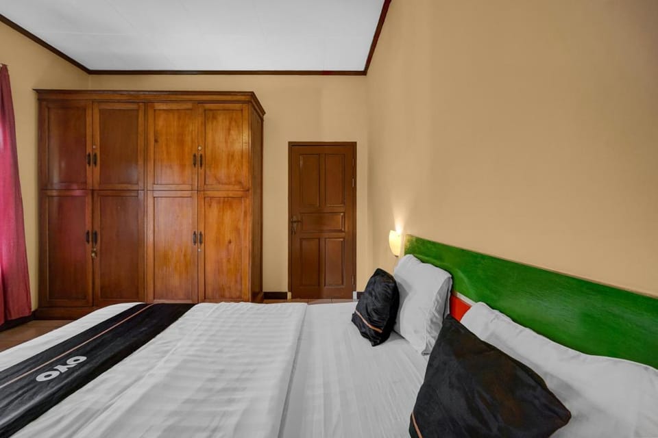 Capital O 95142 Villa Mutiara Cisarua Hotel in Cisarua