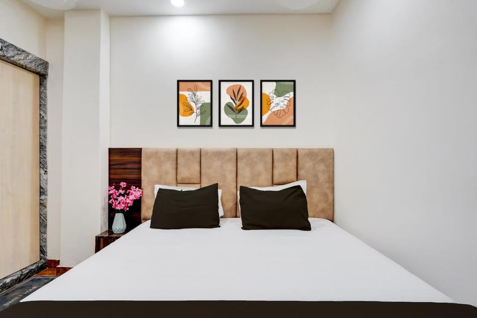 Hotel O HOTEL CHANDA Hotel in Uttar Pradesh