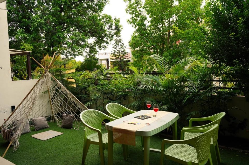 Om by The Basera Luxury Villa, Tapovan, Rishikesh Hotel in Rishikesh