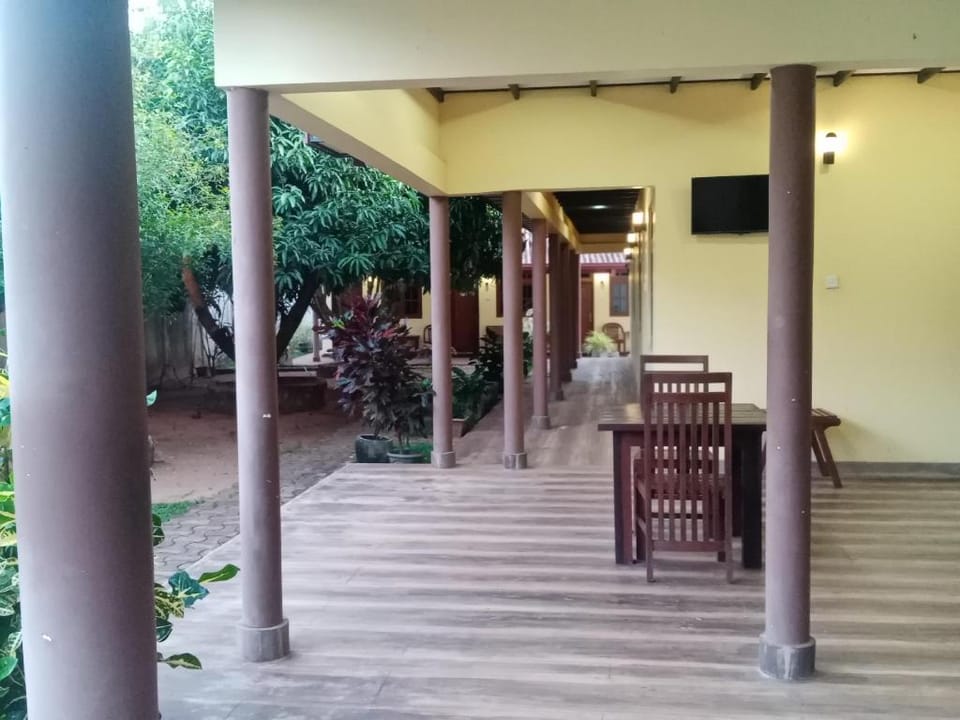Gold Inn Hotel in Dambulla