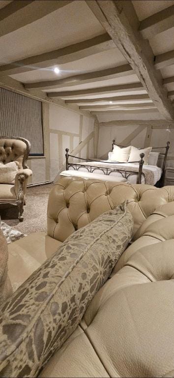 White Horse Inn Hotel in Mid Suffolk District