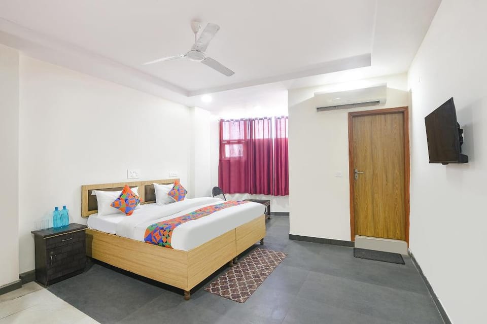 FabHotel Grand Hotel in New Delhi