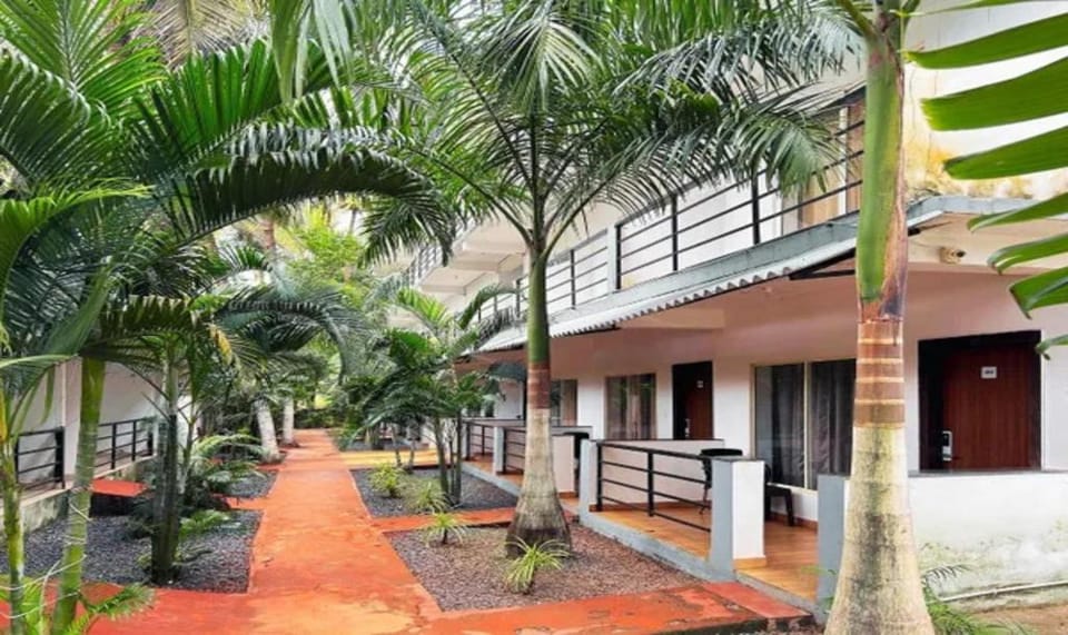 FabHotel Grand Inn Resort Hotel in Goa, India