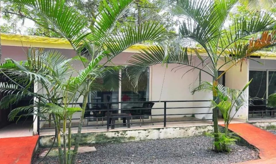 FabHotel Grand Inn Resort Hotel in Goa, India