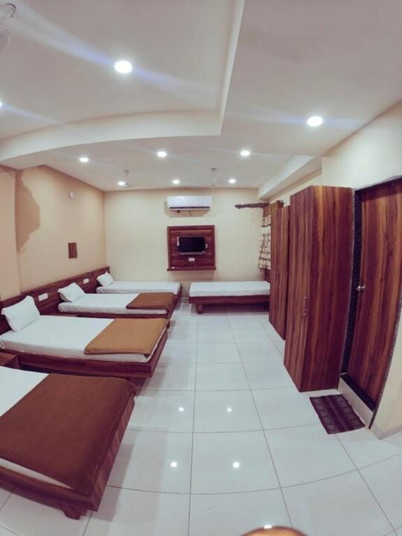 Hotel Samruddhi Residency Jamnagar Gujarat Hotel in Gujarat