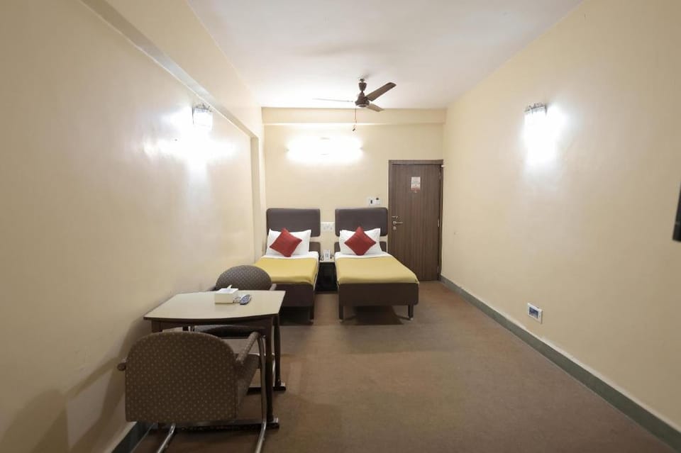 Hotel Hospice Surat Hotel in Gujarat